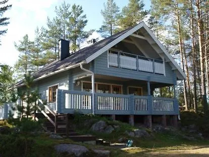 Tahkon Riihiranta - 4 Bedroom With View - Tilava Moekki Rantanaekymin Chalet