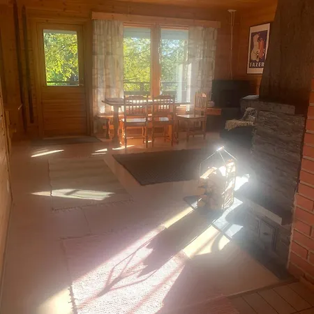 Tahkon Riihiranta - 4 Bedroom With View - Tilava Moekki Rantanaekymin