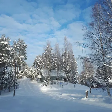 샬레 Tahkon Riihiranta - 4 Bedroom With View - Tilava Moekki Rantanaekymin *