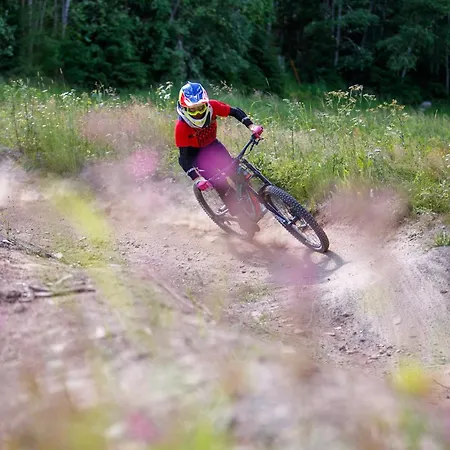 Tahkon Riihiranta - 4 Bedroom With View - Tilava Moekki Rantanaekymin