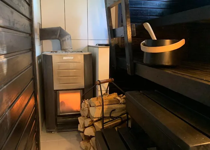 Tahkon Riihiranta - 4 Bedroom With View - Tilava Moekki Rantanaekymin تاكوفوري