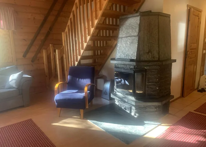 Tahkon Riihiranta - 4 Bedroom With View - Tilava Moekki Rantanaekymin شاليه