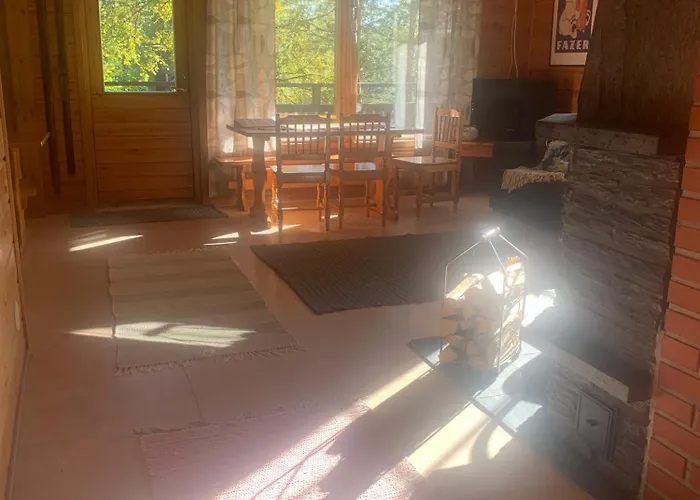 Tahkon Riihiranta - 4 Bedroom With View - Tilava Moekki Rantanaekymin